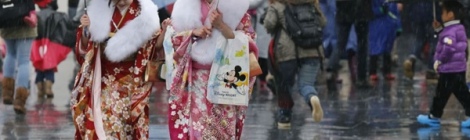 Thiếu nữ Nhật xúng xính kimono dự lễ Trưởng thành 2013