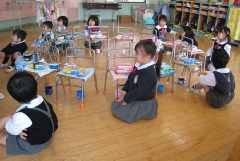 Vì sao trẻ em Nhật có tính tự lập cao và kiên cường?